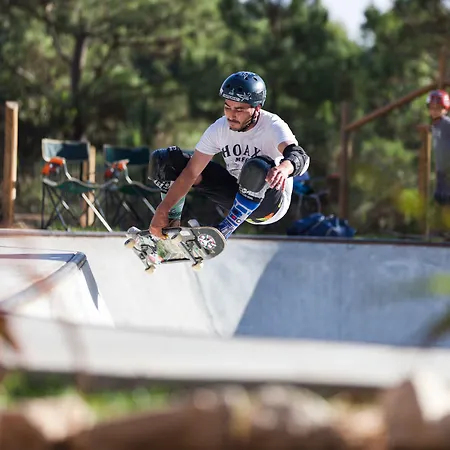 Bukubaki Eco Surf Semesteranläggning (resort) Ferrel (Leiria)