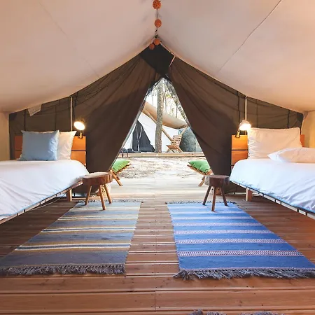 Bukubaki Eco Surf Semesteranläggning (resort) 4*