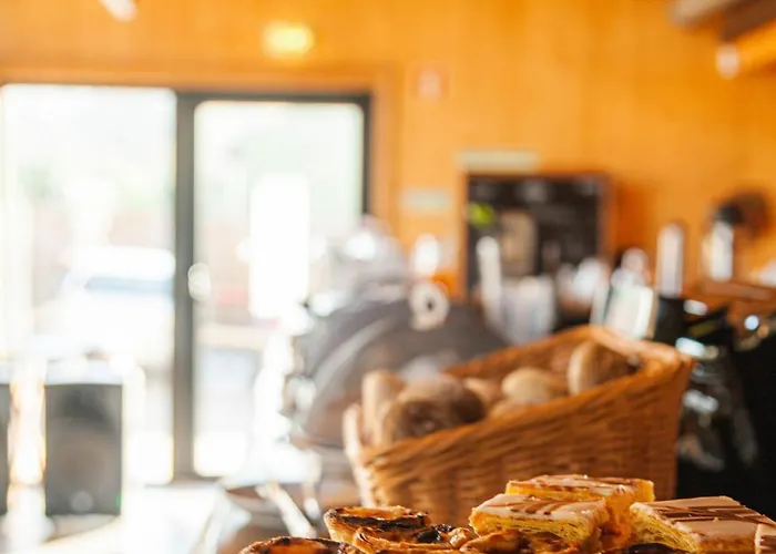 Bukubaki Eco Surf 4* Ferrel (Leiria)