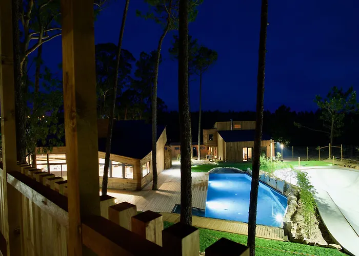 Resort Bukubaki Eco Surf 4*